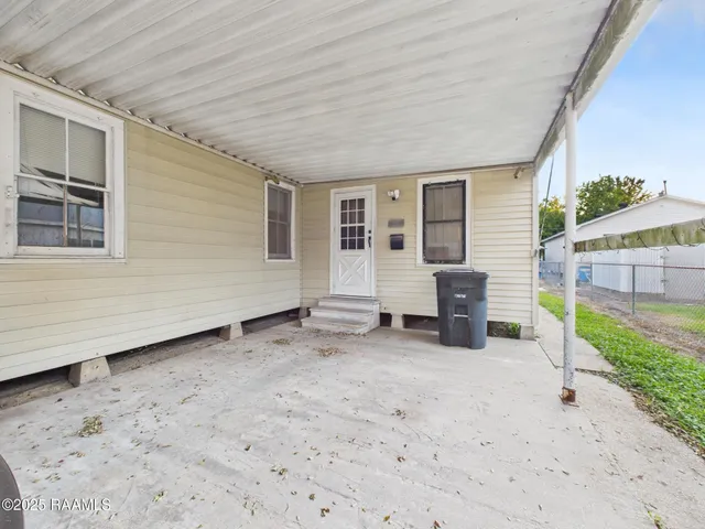 $750 | 505 West Dale Street, New Iberia, LA 70560
