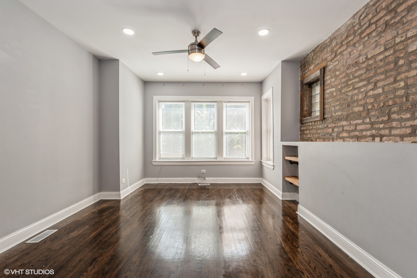 1060 North Spaulding Avenue, Unit 1 Chicago, IL 60651 - Photo 2 of 17
