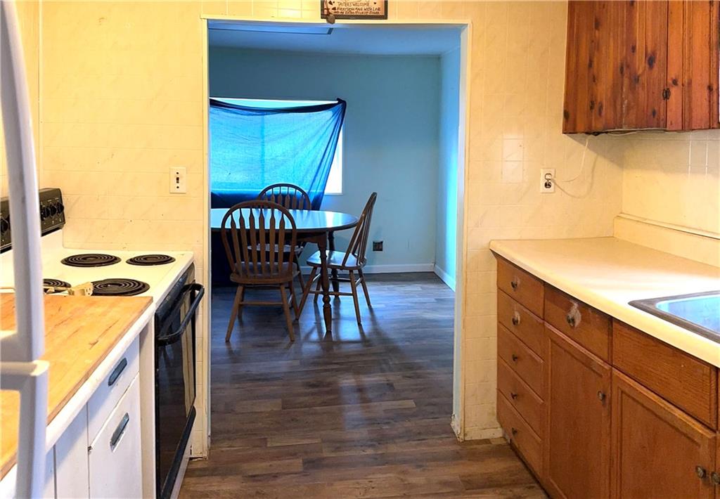 3912 Orangeville Road Sharpsville, PA 16150 - Photo 7 of 20 Kitchen