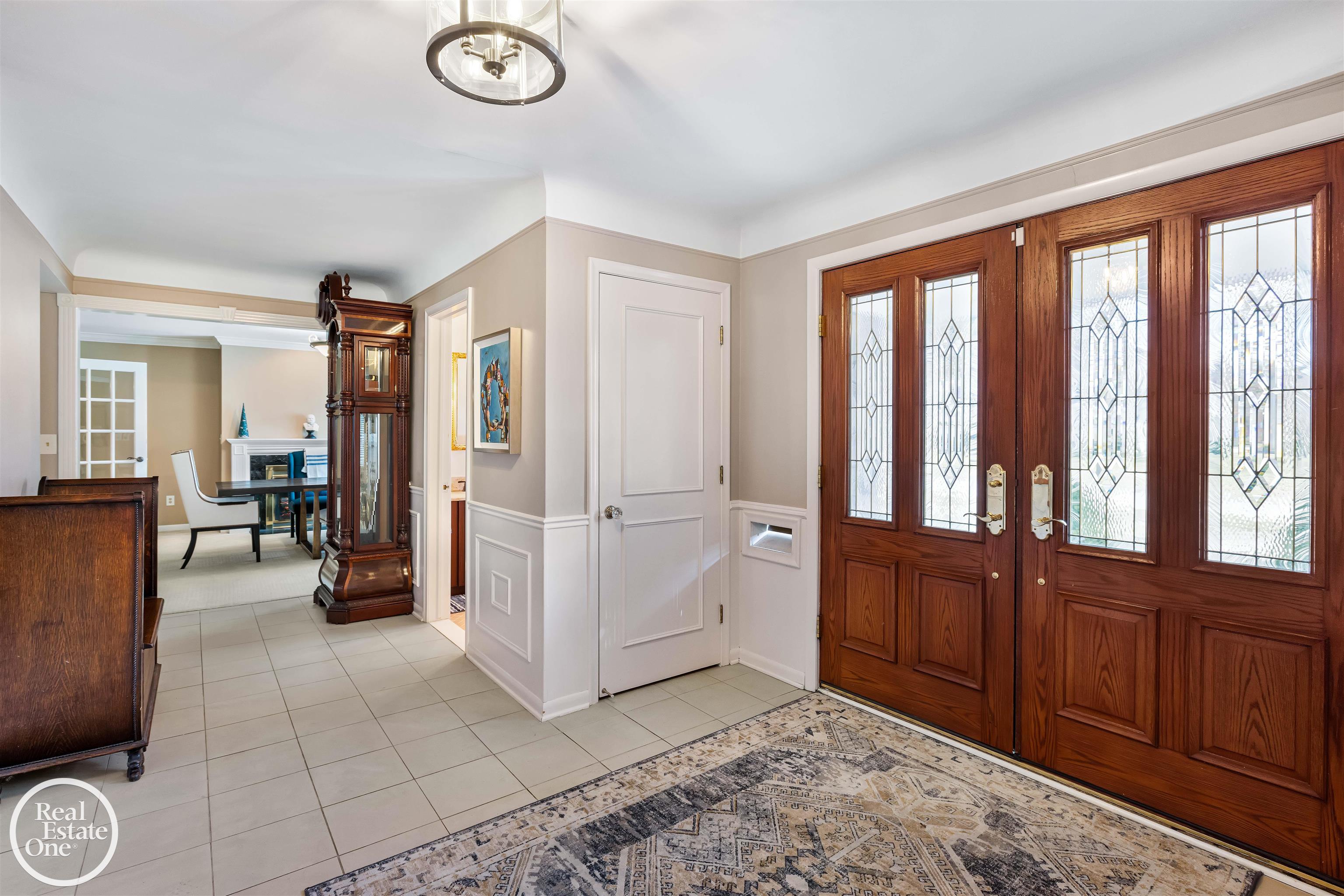 535 Ballantyne Road Grosse Pointe Shores, MI 48236 - Photo 6 of 89