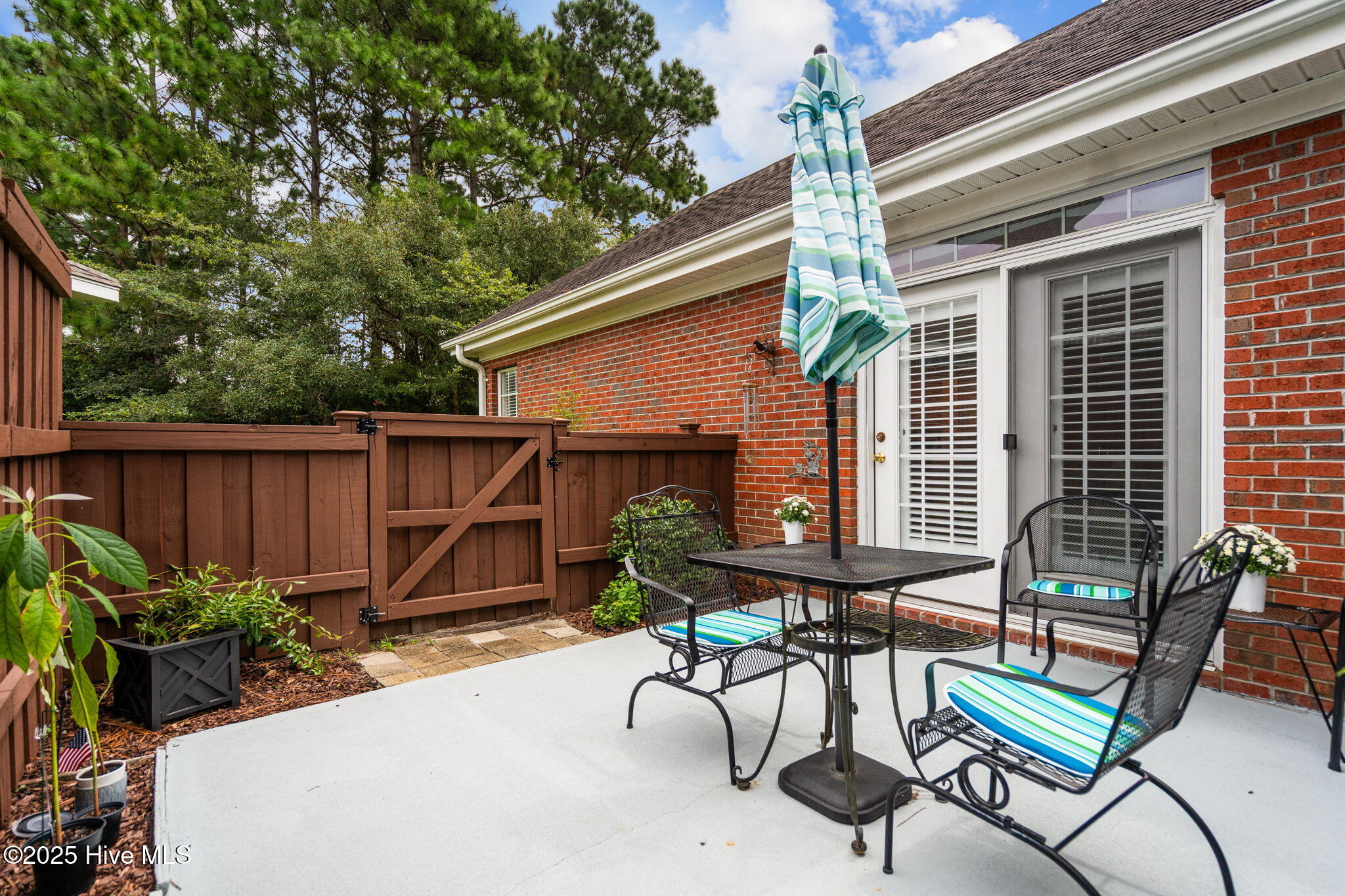 819 Ruffin Street Wilmington, NC 28412 - Photo 24 of 35 38-web-or-mls-Photo Aug 20 2025, 1 28 10