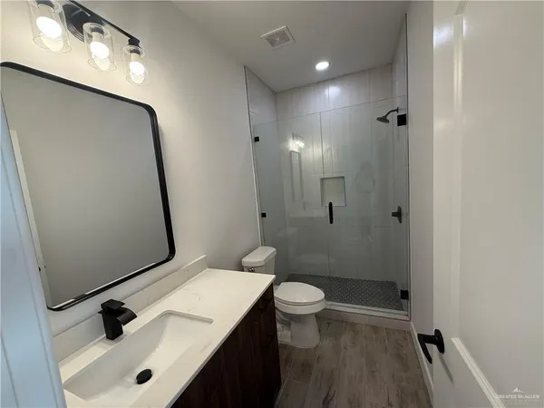 $1,300 | 2701 Brownjay Road, Unit #3, Weslaco, TX 78596