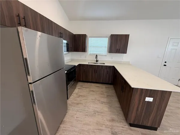 $1,300 | 2701 Brownjay Road, Unit #3, Weslaco, TX 78596
