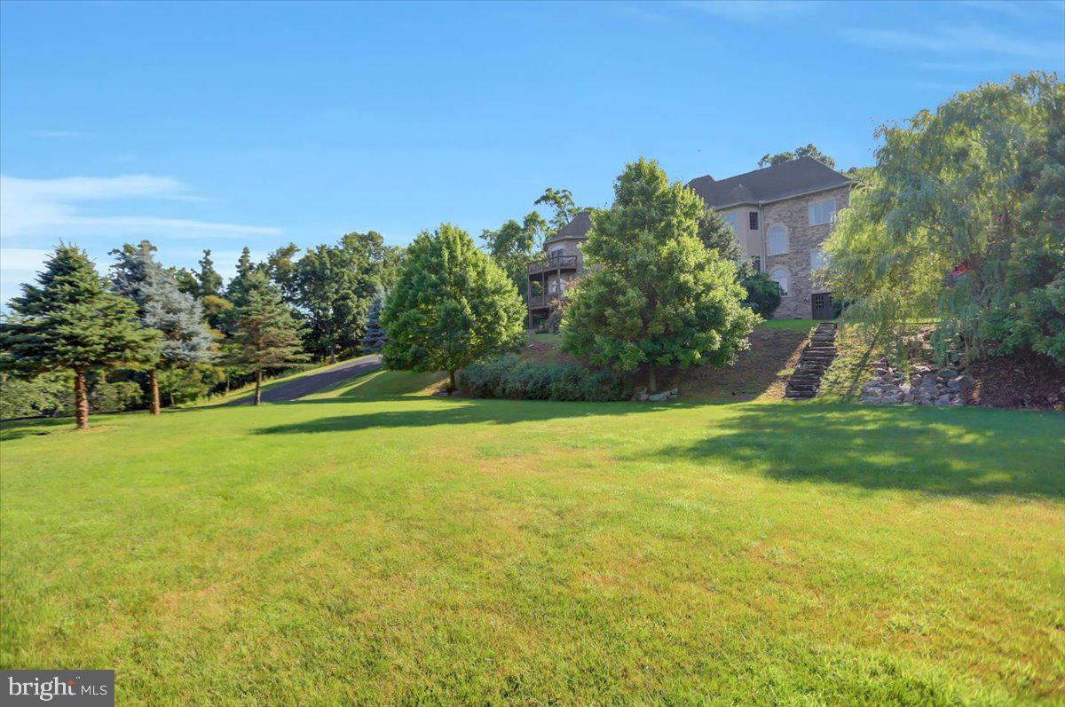 12565 Stone Crest Circle Waynesboro, PA 17268 - Photo 15 of 130