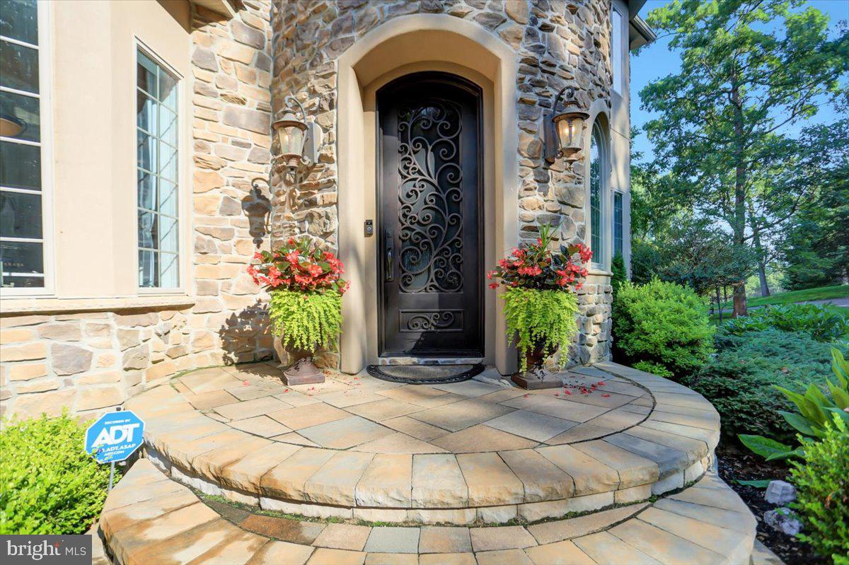 12565 Stone Crest Circle Waynesboro, PA 17268 - Photo 19 of 130