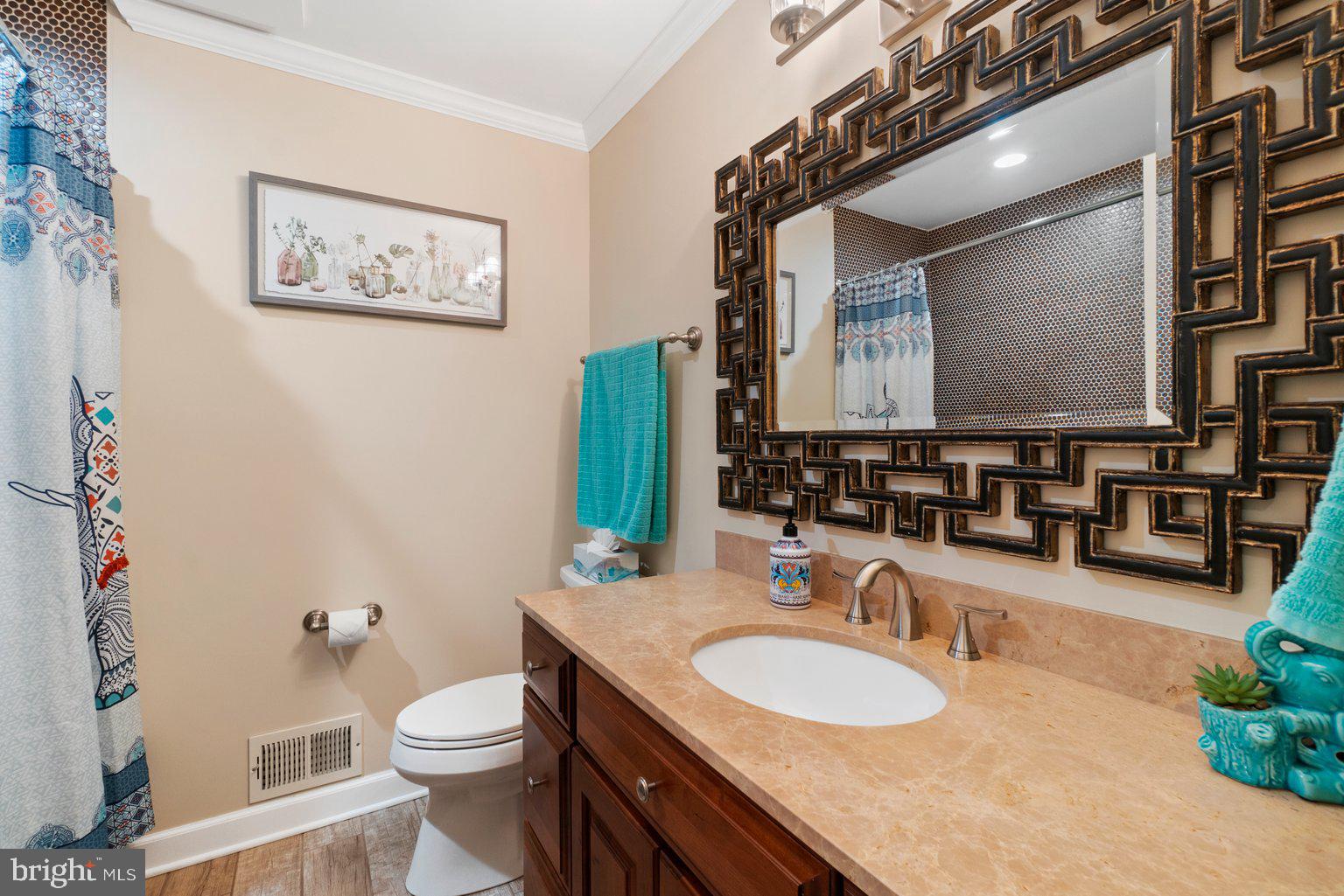 911 East Wheel Road Bel Air, MD 21015 - Photo 25 of 65 Full hall bath