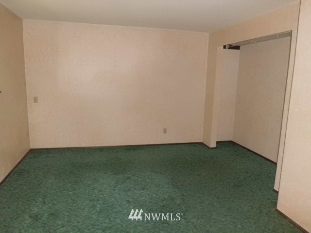 578 Brown Road East Chehalis, WA 98532 - Photo 13 of 16 a view of an empty room