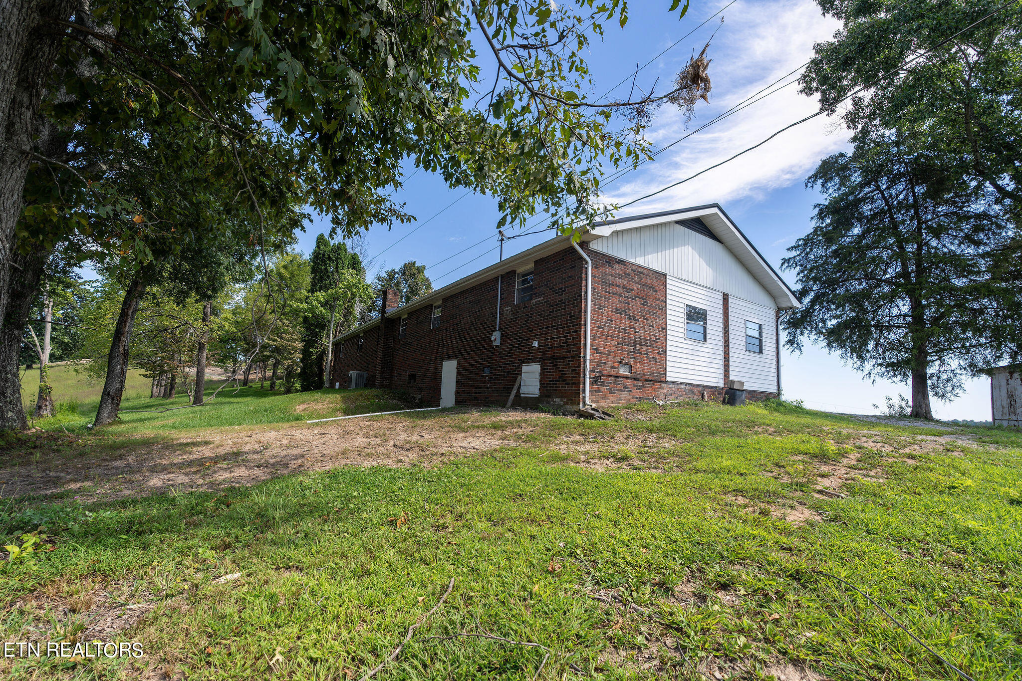 284 John Deere Road Harrogate, TN 37752 - Photo 12 of 60 DSC02640