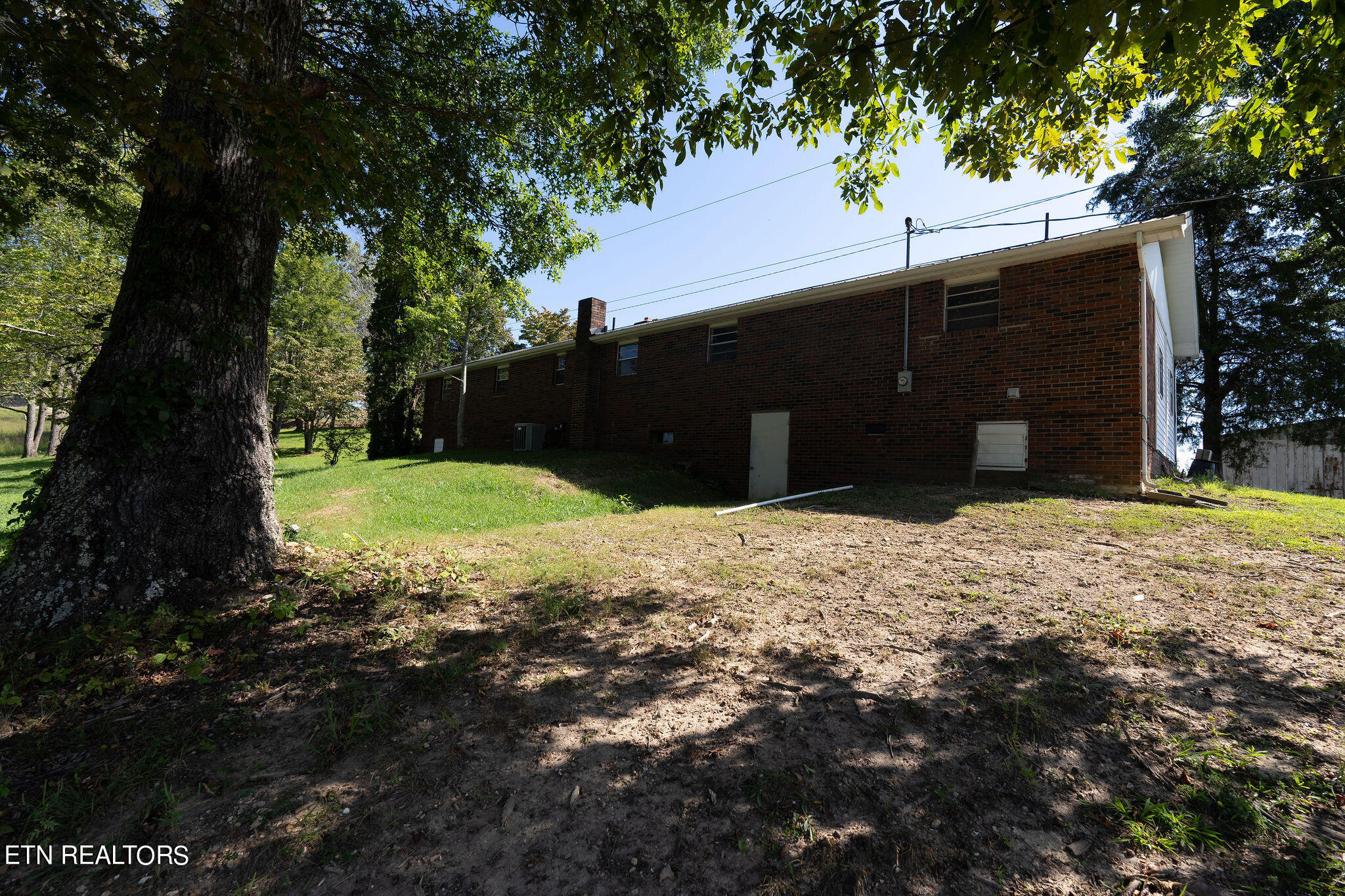 284 John Deere Road Harrogate, TN 37752 - Photo 14 of 60 DSC02446