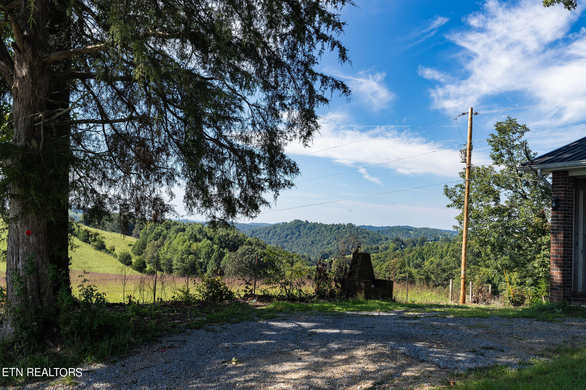 284 John Deere Road Harrogate, TN 37752 - Photo 16 of 60 DSC02380-Edit