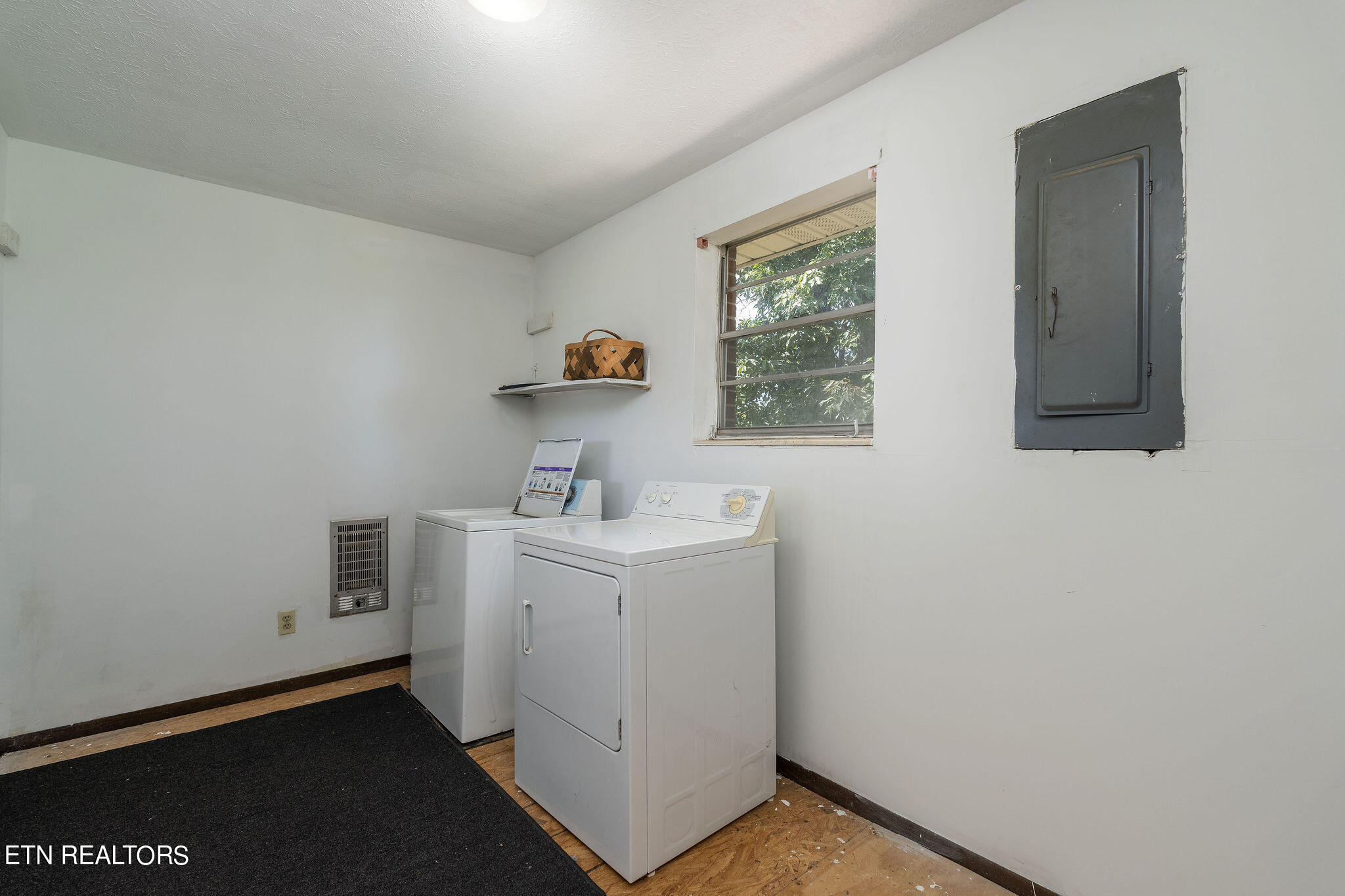 284 John Deere Road Harrogate, TN 37752 - Photo 54 of 60 DSC02741-Edit