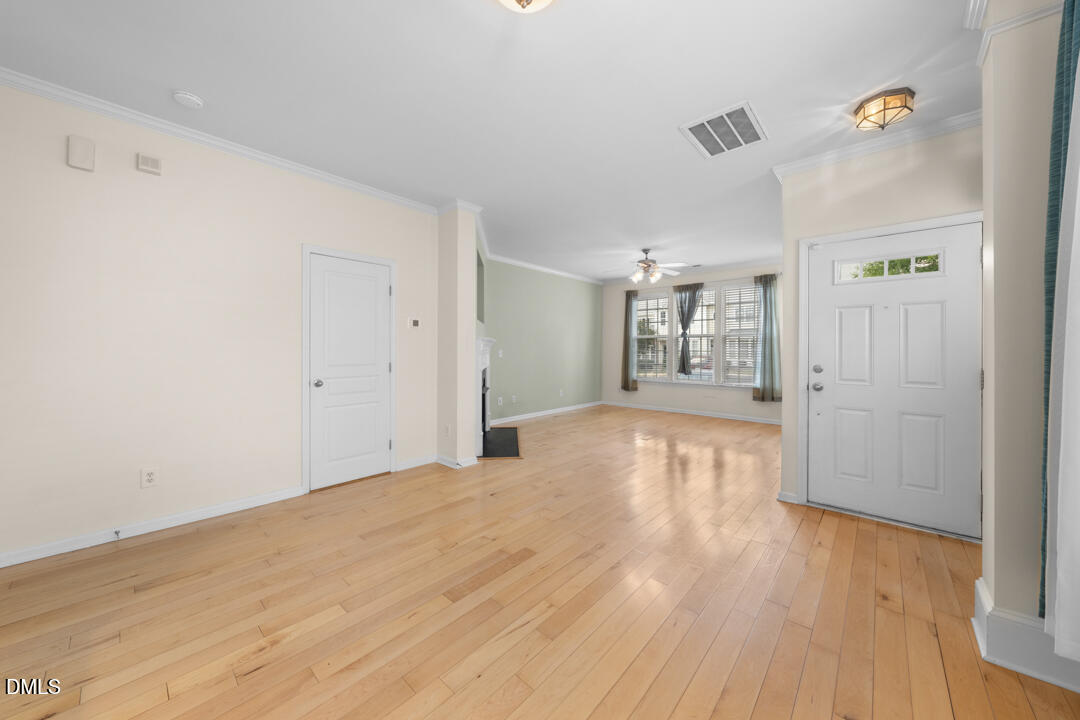 7831 Silverthread Lane Raleigh, NC 27617 - Photo 10 of 24 DSC09770