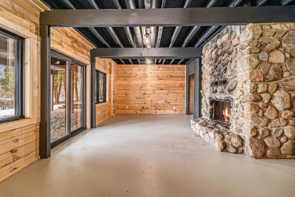 $799,000 | 1550 West Chilberg Road, Scottville, MI 49454