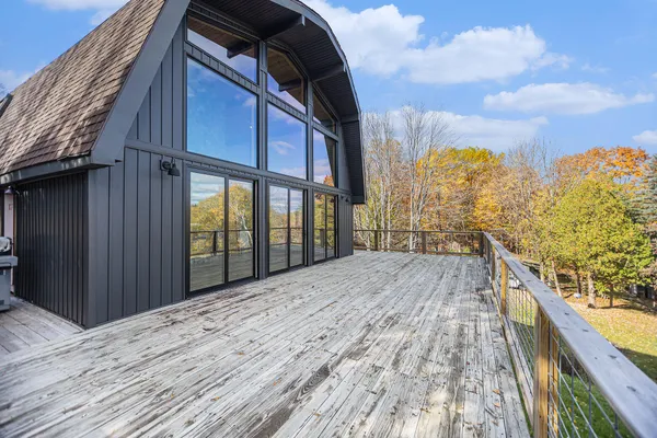 $799,000 | 1550 West Chilberg Road, Scottville, MI 49454