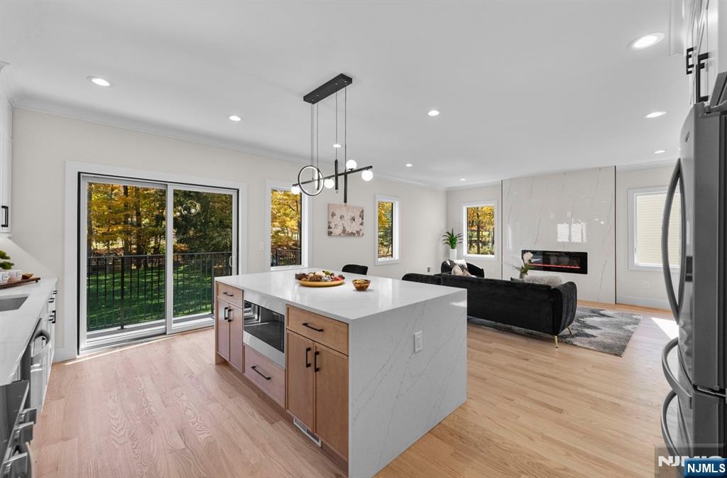 151 Little Falls Road Cedar Grove, NJ 07009 - Photo 14 of 48