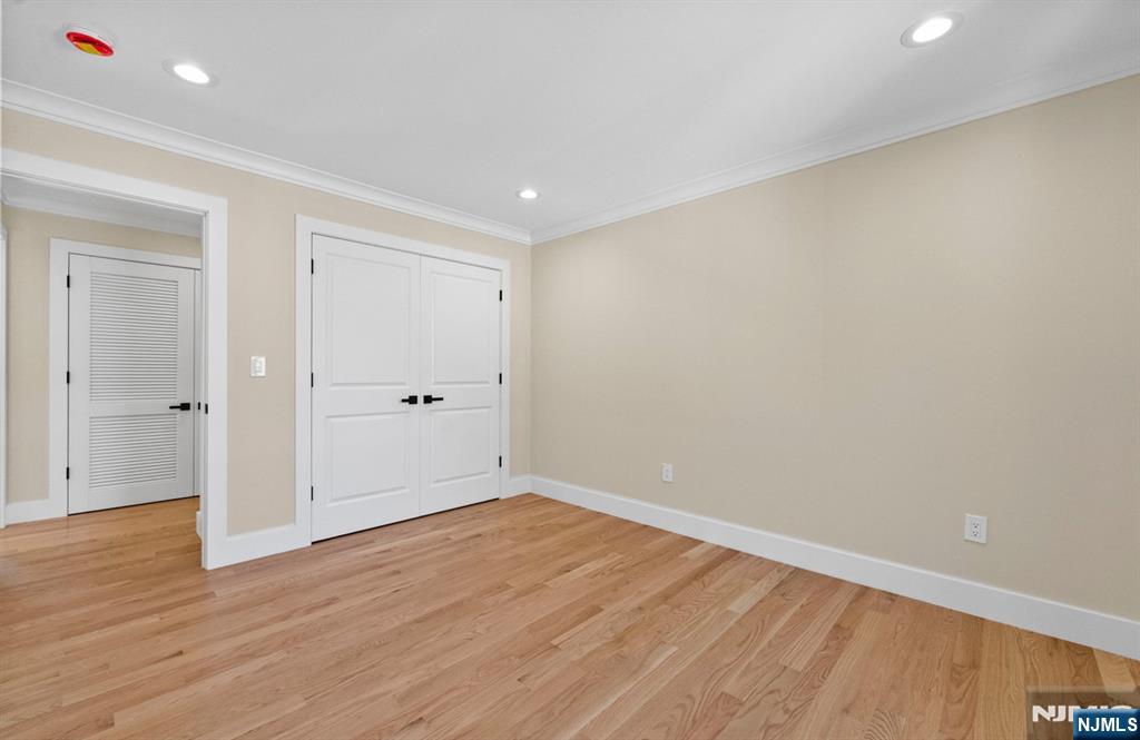 151 Little Falls Road Cedar Grove, NJ 07009 - Photo 28 of 48