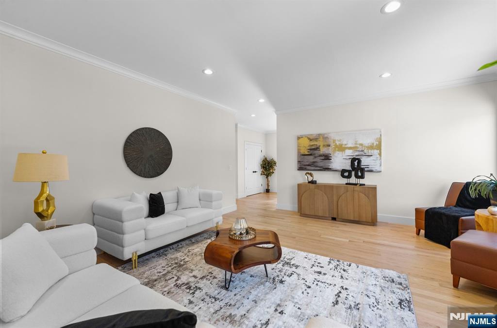 151 Little Falls Road Cedar Grove, NJ 07009 - Photo 6 of 48