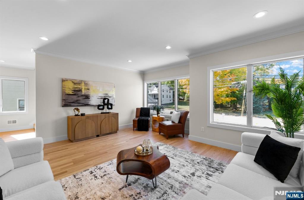 151 Little Falls Road Cedar Grove, NJ 07009 - Photo 7 of 48