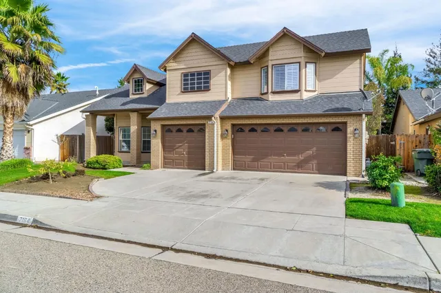 $514,950 | 7164 North Mitre Avenue, Fresno, CA 93722