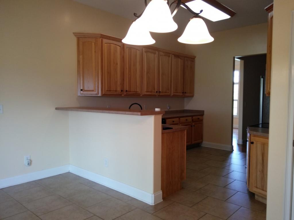 175 Willow Ridge Drive Chuckey, TN 37641 - Photo 12 of 35 Snack bar
