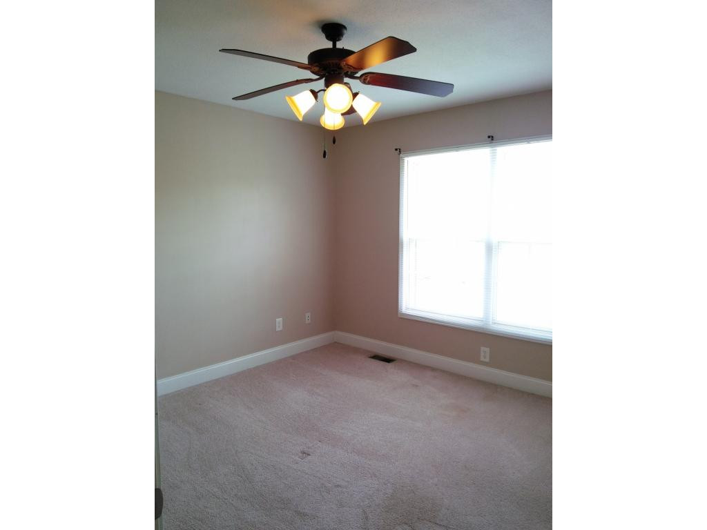 175 Willow Ridge Drive Chuckey, TN 37641 - Photo 15 of 35 Guest bedroom 1