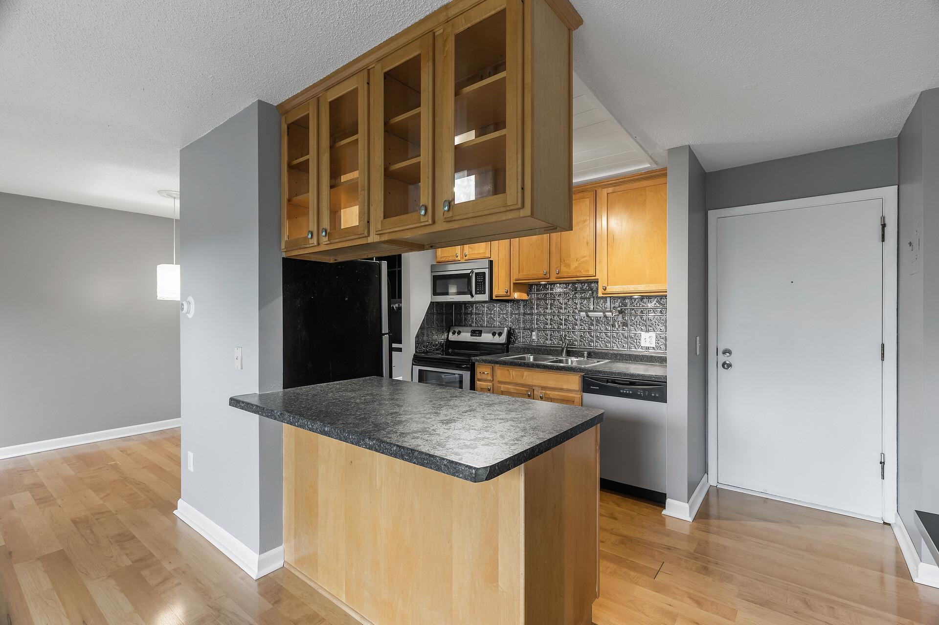 4110 Rahn Road, Unit 223 Eagan, MN 55122 - Photo 11 of 31
