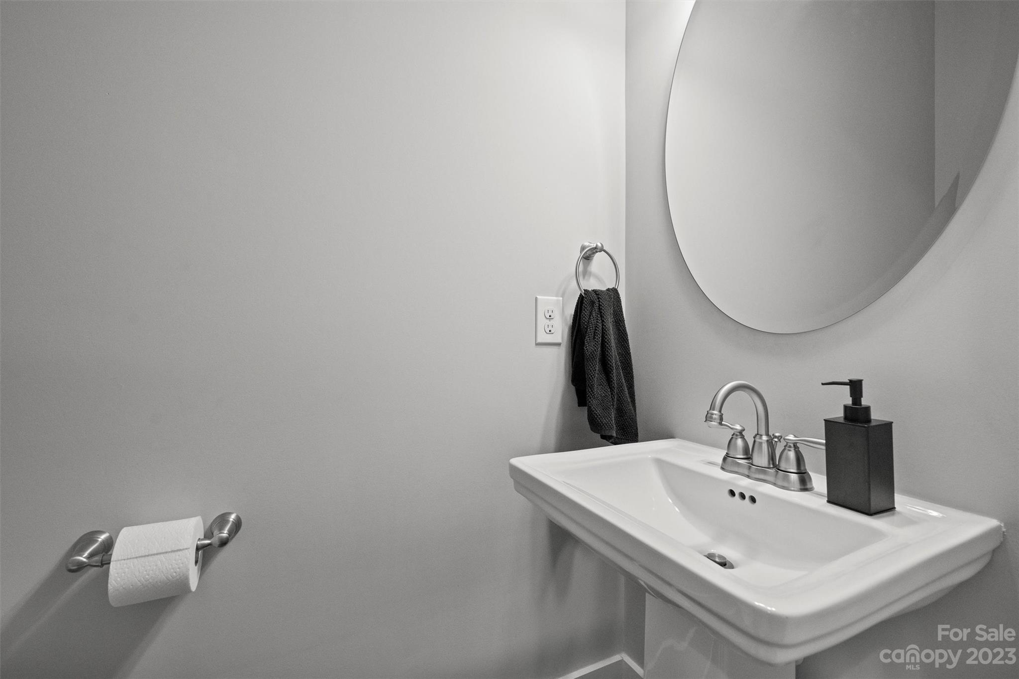 5236 Valley Stream Road Charlotte, NC 28209 - Photo 18 of 45 Gallery Image 18