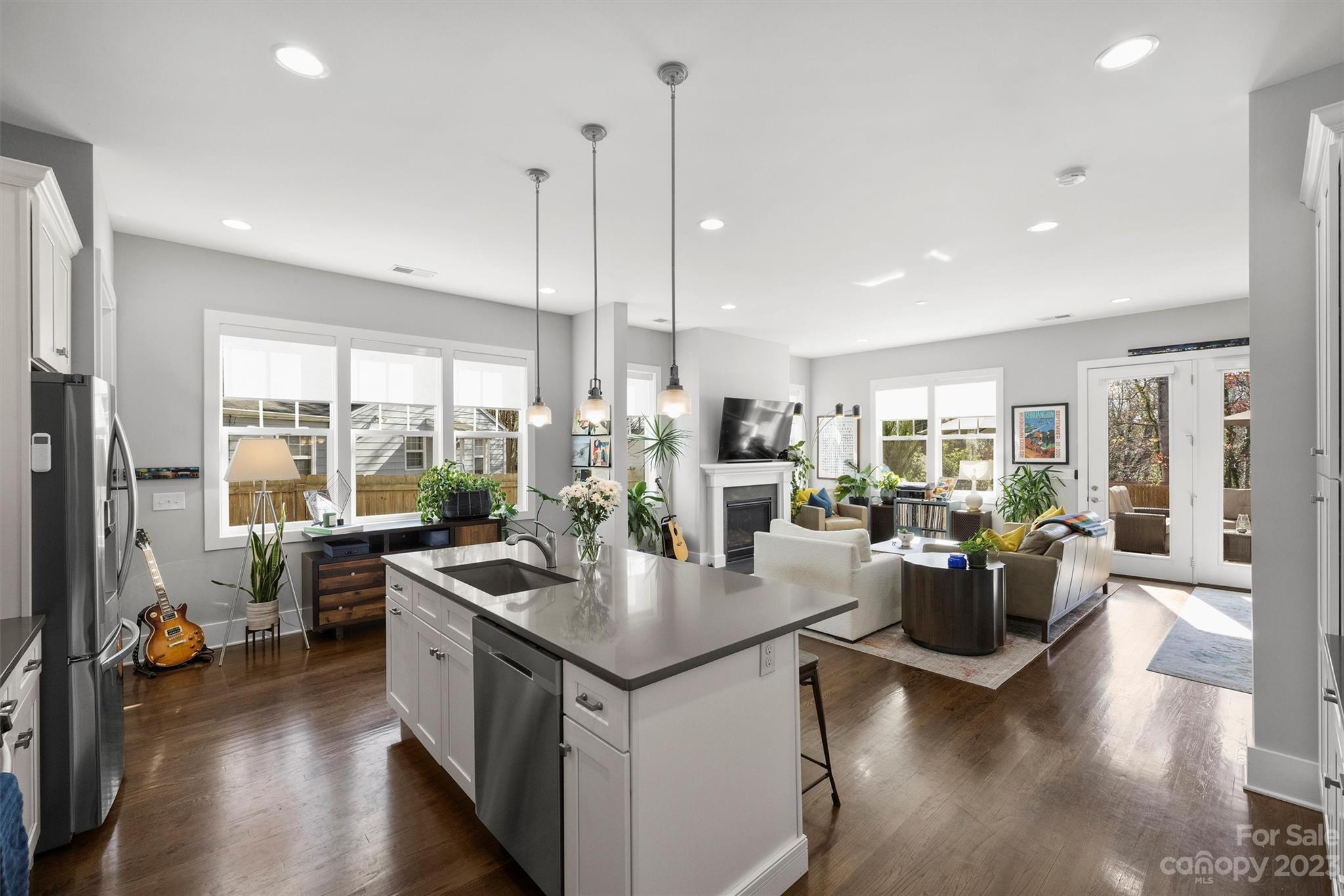 5236 Valley Stream Road Charlotte, NC 28209 - Photo 5 of 45 Gallery Image 5