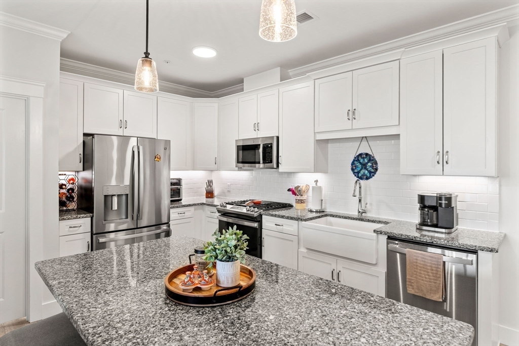 57 Long Point Road, Unit 205 Lakeville, MA 02347 - Photo 5 of 31