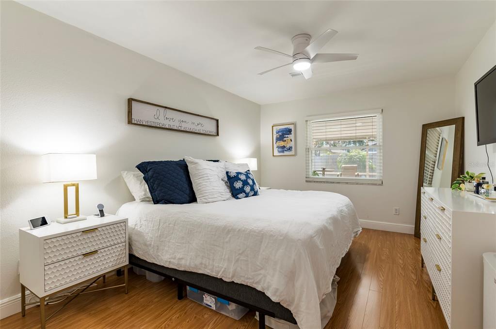 8194 124th Terrace Largo, FL 33773 - Photo 13 of 38