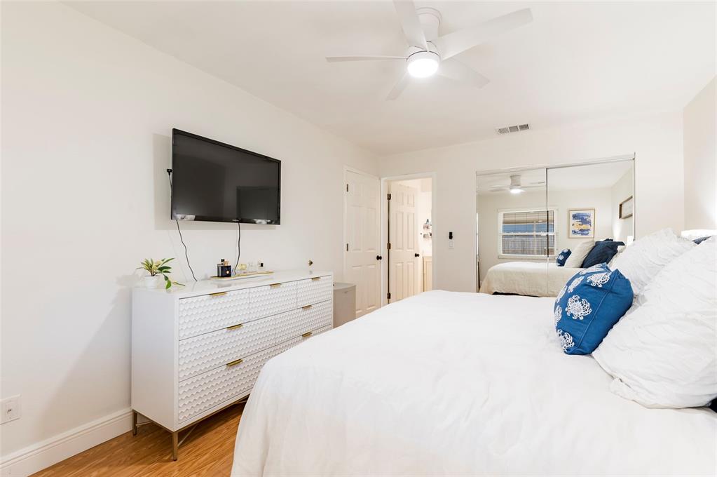 8194 124th Terrace Largo, FL 33773 - Photo 15 of 38