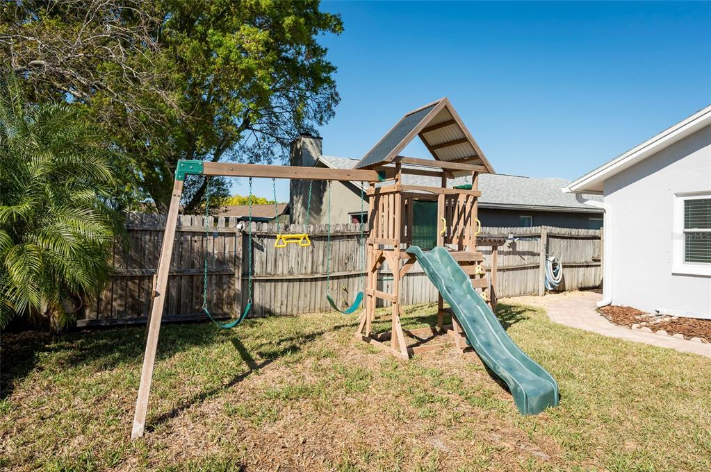 8194 124th Terrace Largo, FL 33773 - Photo 37 of 38