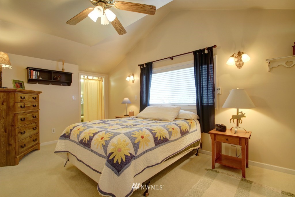 7559 F F & S Grade Road Sedro-Woolley, WA 98284 - Photo 20 of 25 Gallery Image 20