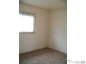 51525 Shelby Road Utica, MI 48316 - Photo 32 of 46 215032659_30.jpg