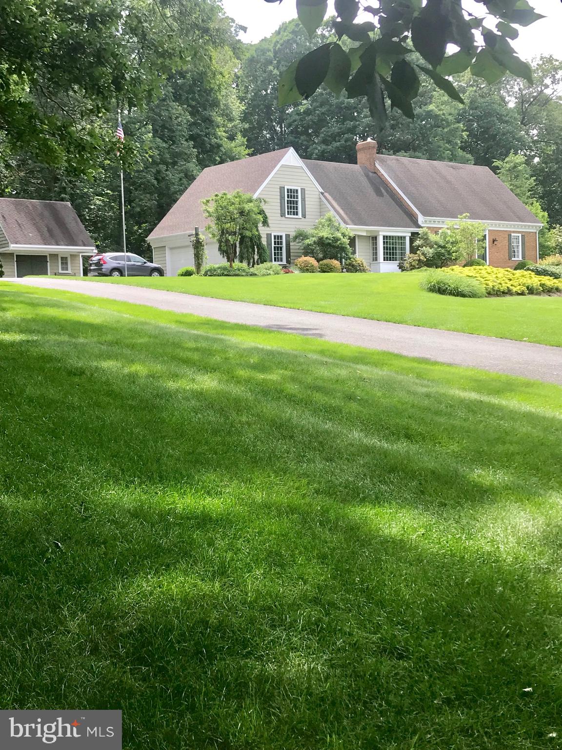 115 Sego Sago Road Lititz, PA 17543 - Photo 2 of 20