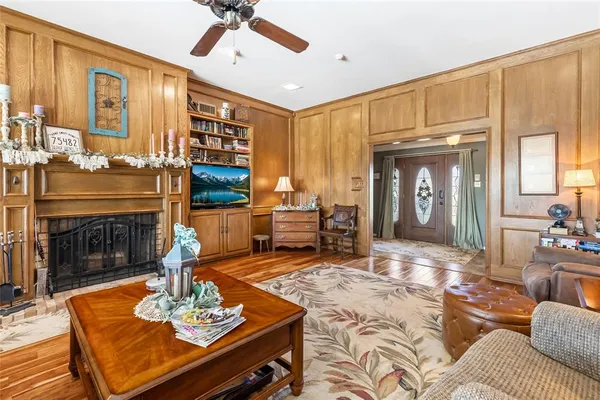 $789,900 | 412 Pipeline Road, Sulphur Springs, TX 75482
