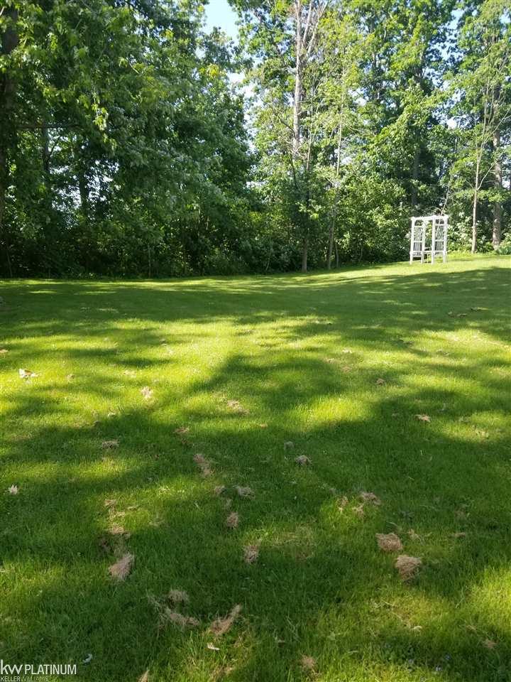 3994 Vincent Road North Street, MI 48049 - Photo 5 of 32