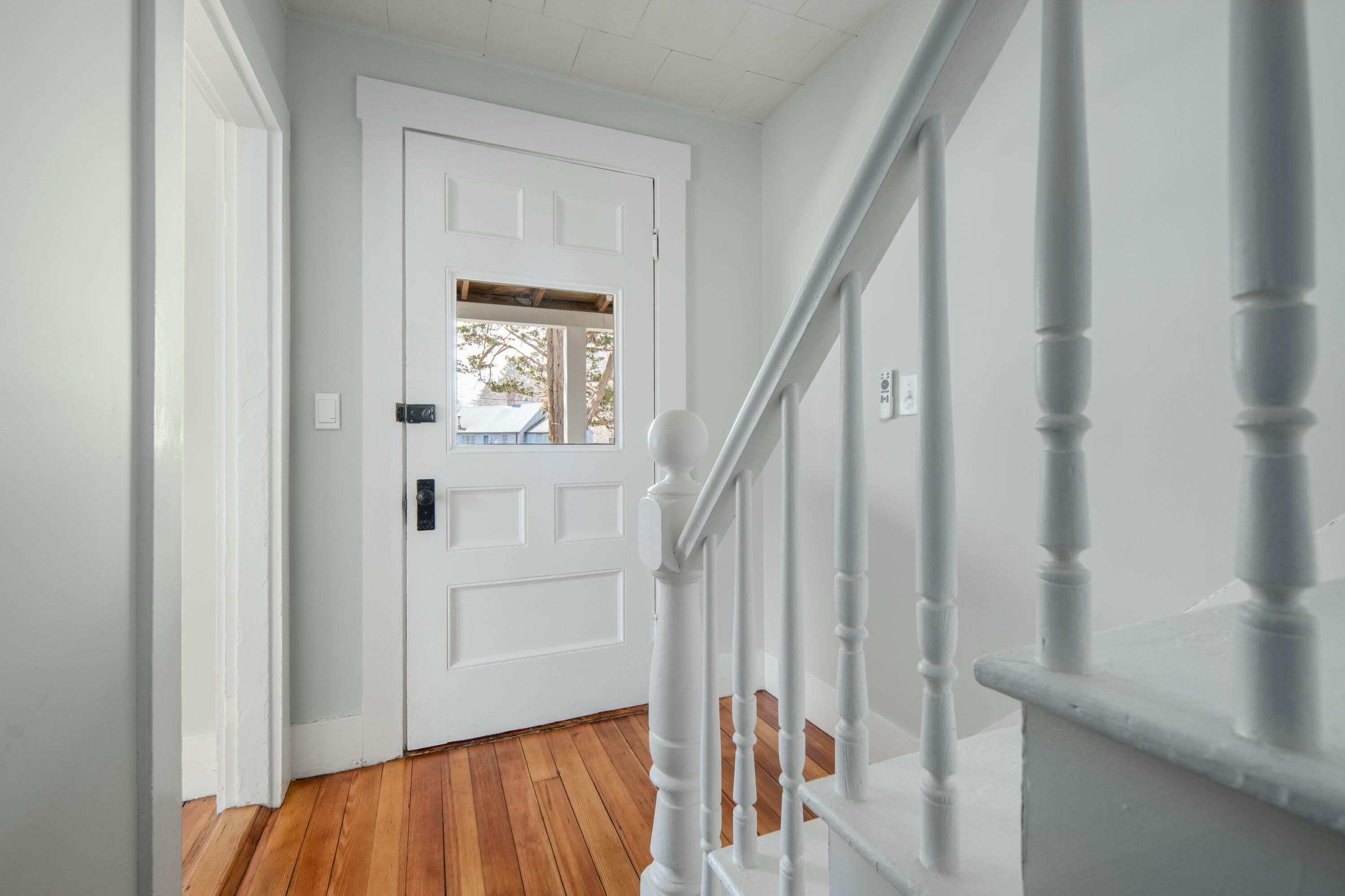 22 Lobster Cove Road York, ME 03909 - Photo 19 of 37 Stairway