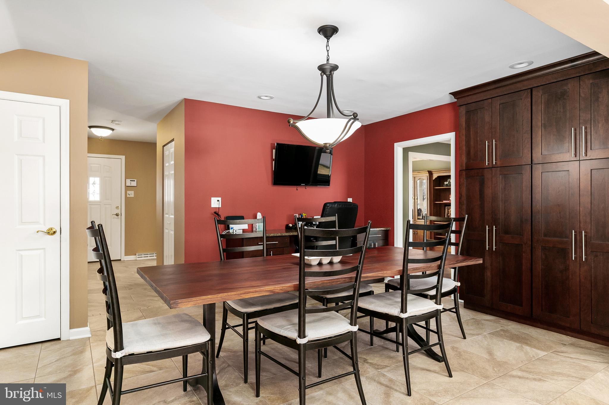 16 Vicksburg Road Laurel Springs, NJ 08021 - Photo 11 of 31 a dining room with furniture and window
