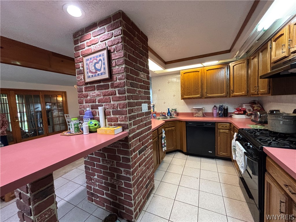 6603 South Transit Road Lockport Town, NY 14094 - Photo 7 of 42 Gallery Image 7