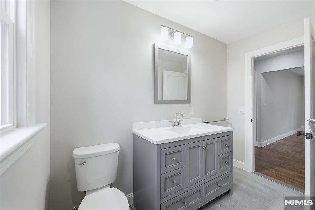 75 Colgate Avenue, Unit 1 Paramus, NJ 07652 - Photo 14 of 25