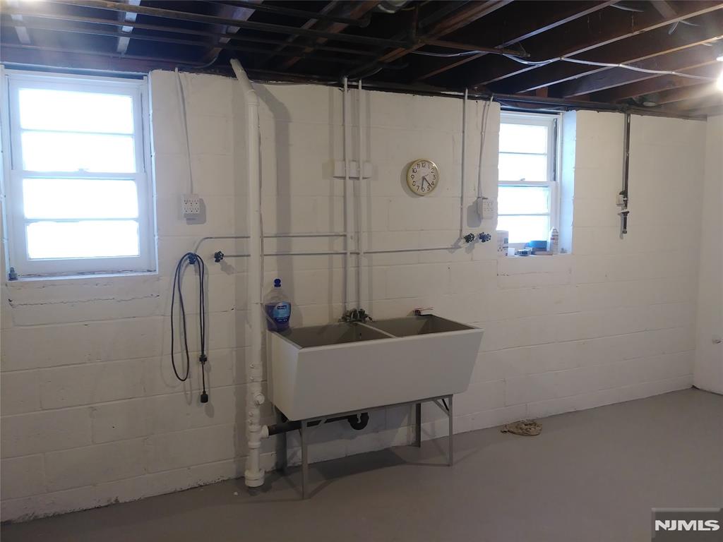 75 Colgate Avenue, Unit 1 Paramus, NJ 07652 - Photo 19 of 25