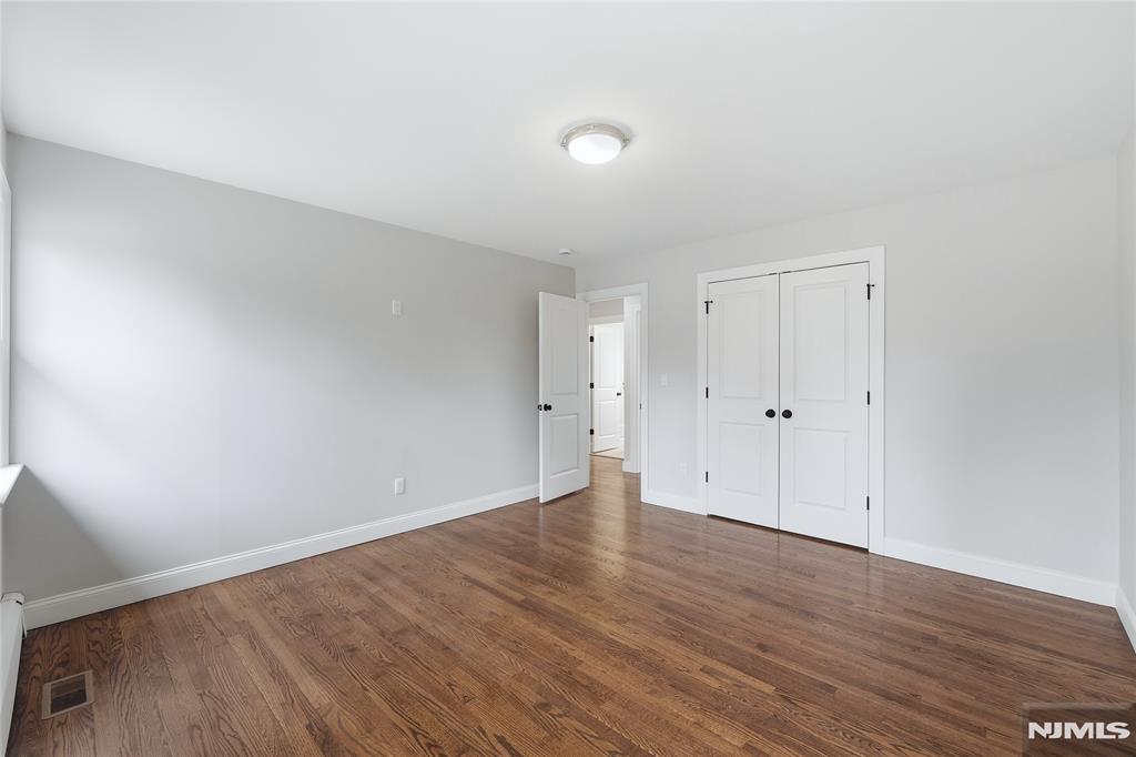 75 Colgate Avenue, Unit 1 Paramus, NJ 07652 - Photo 9 of 25