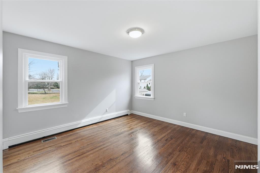 75 Colgate Avenue, Unit 1 Paramus, NJ 07652 - Photo 10 of 25