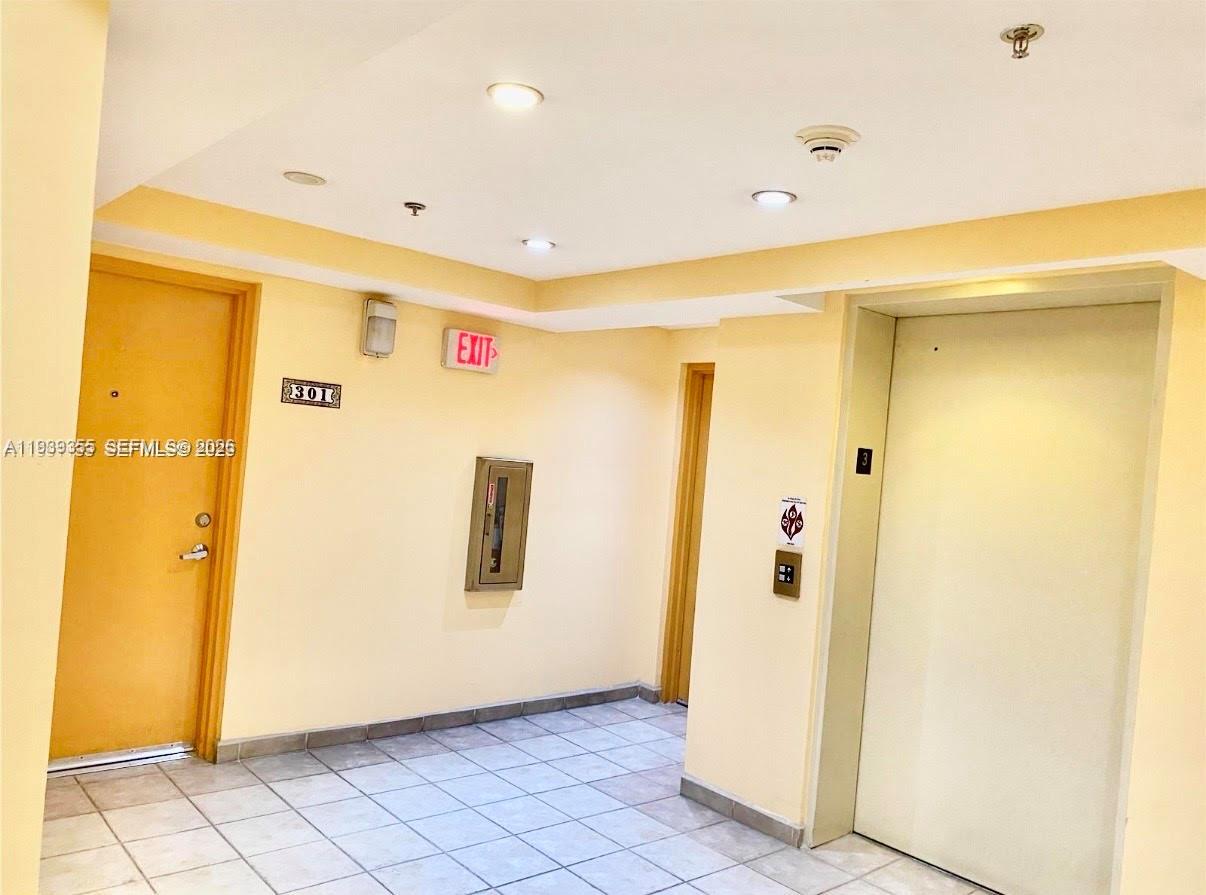 601 Southwest 37th Avenue, Unit 301 Miami, FL 33135 - Photo 22 of 22 a view of an empty room