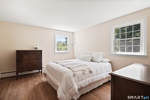 $899,000 | 170 Sky Meadow Drive, Stamford, CT 06903