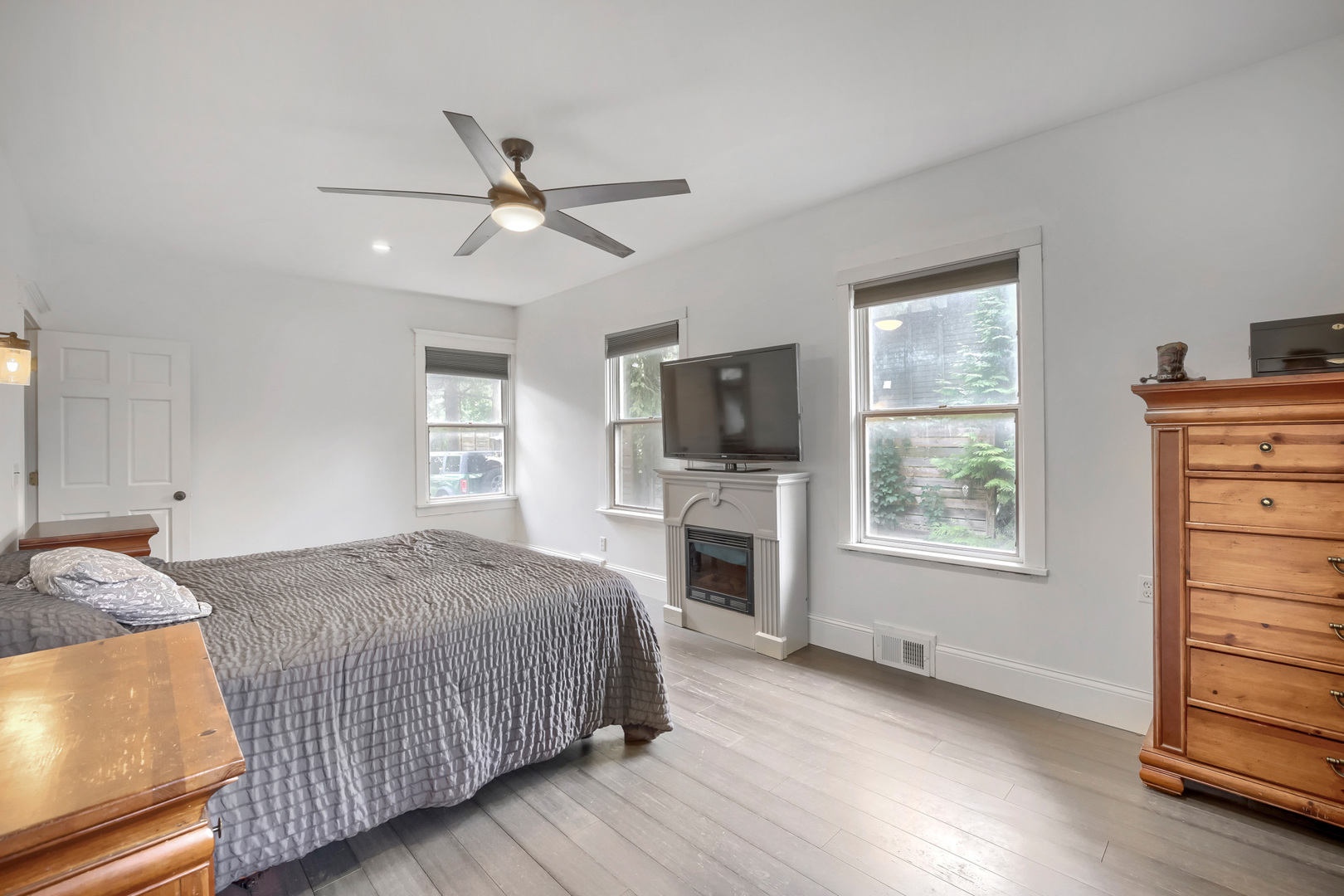 2S392 Harter Road Elburn, IL 60119 - Photo 17 of 35 Gallery Image 17