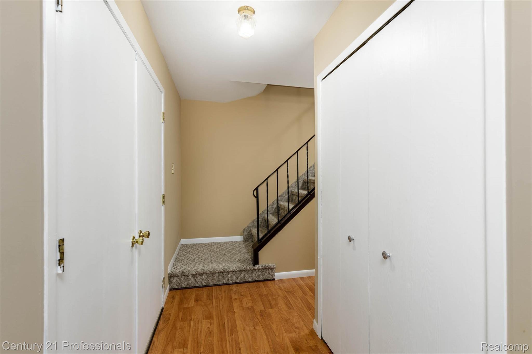 3154 Elmcrest Road Sterling Heights, MI 48310 - Photo 10 of 34 3154 Elmcrest Rd-10.jpg