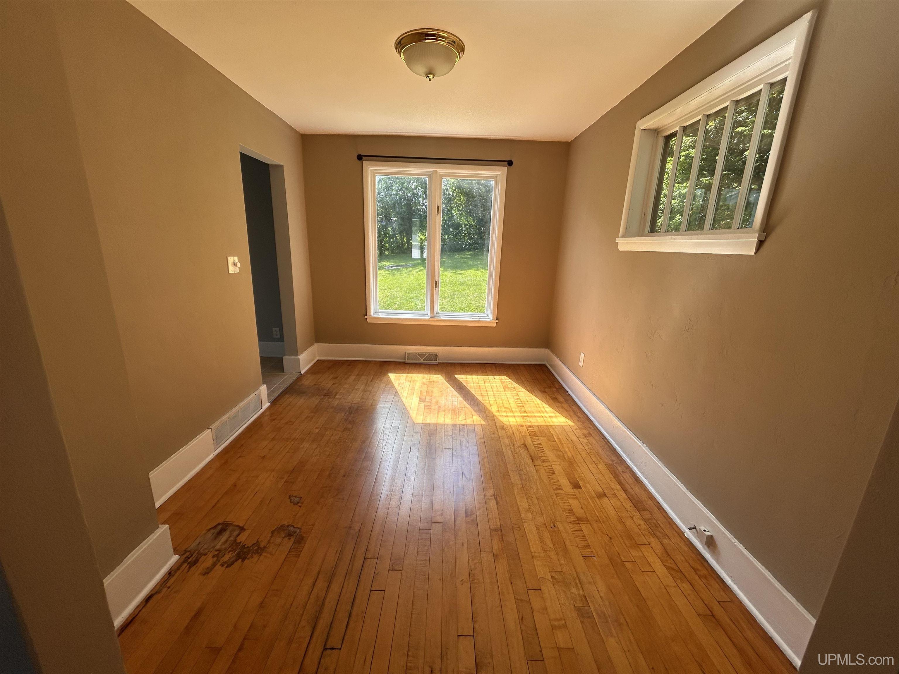 250 Steel Street Ishpeming, MI 49849 - Photo 12 of 38