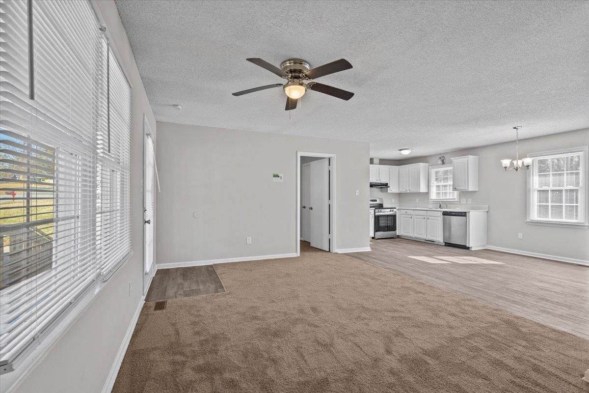 102 Pyle Court Spartanburg, SC 29306 - Photo 6 of 27